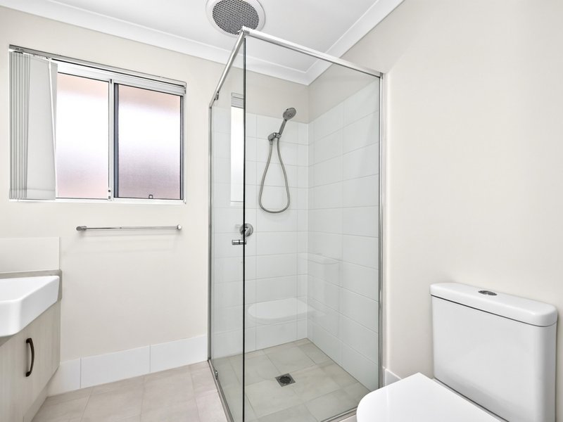 Photo - 60A Fenchurch Drive, Hilbert WA 6112 - Image 16