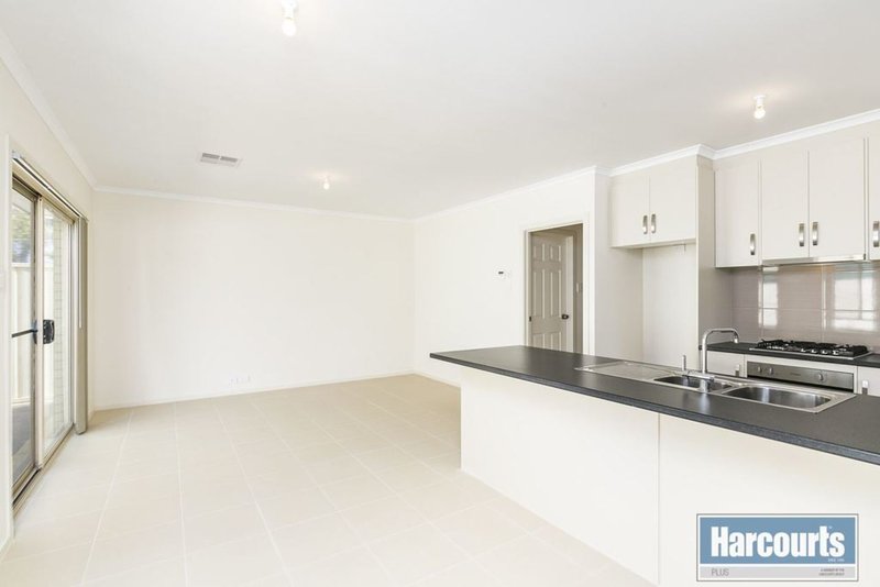 Photo - 60A Sherriffs Road, Morphett Vale SA 5162 - Image 10