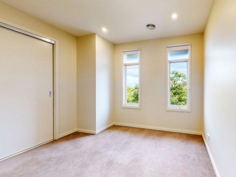 Photo - 60B Wright Street, Mckinnon VIC 3204 - Image 11