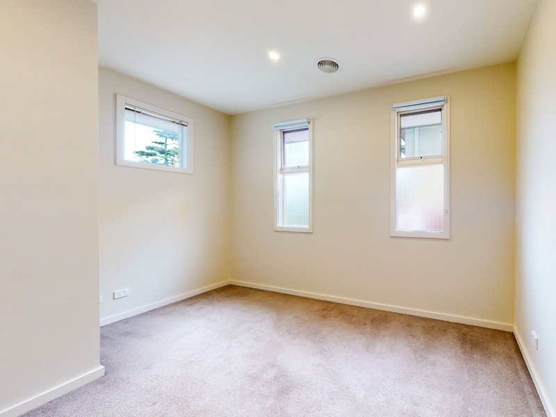 Photo - 60B Wright Street, Mckinnon VIC 3204 - Image 12