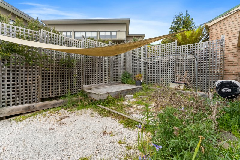 Photo - 6/1-2 Allport Place, Lenah Valley TAS 7008 - Image 13