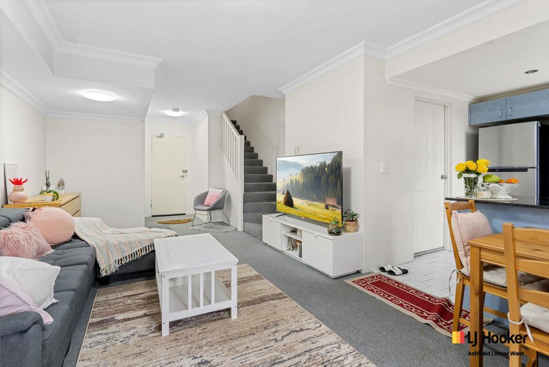 Photo - 6/1-2 Orchard Crescent, Ashfield NSW 2131 - Image 2