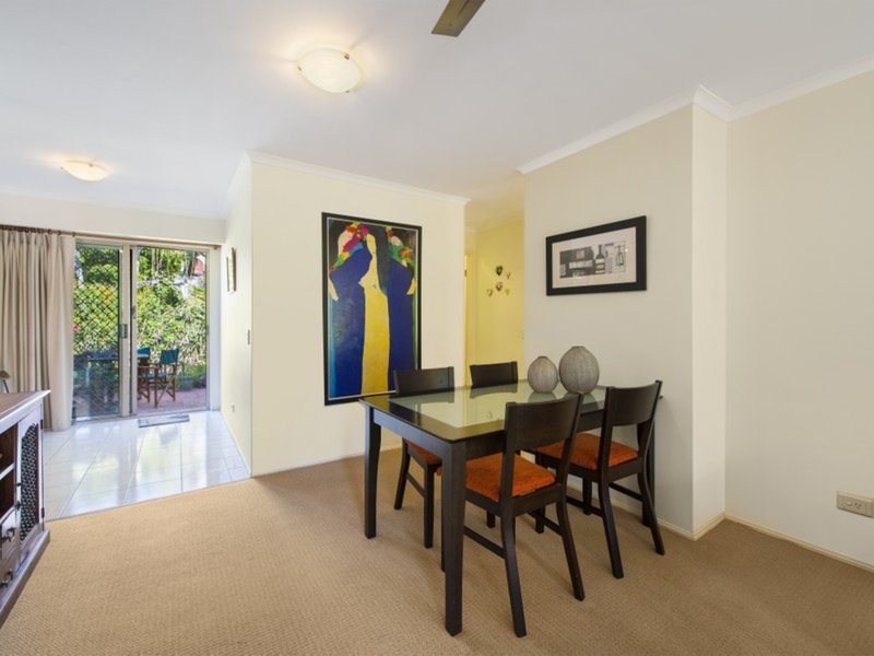 Photo - 6/1-25 Golden Palms Court, Ashmore QLD 4214 - Image 4