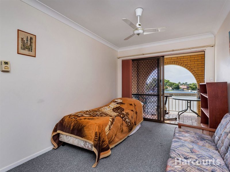 Photo - 6/1-3 Dolphin Drive, Bongaree QLD 4507 - Image 8