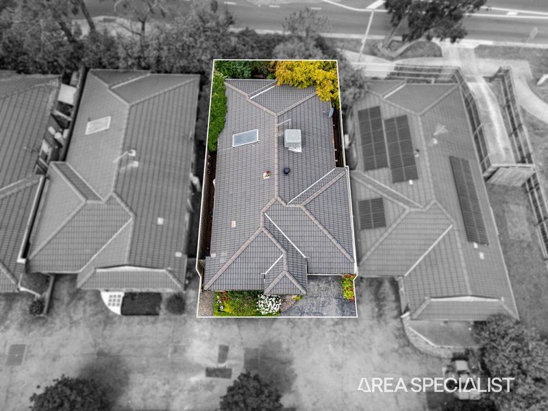 Photo - 6/1-5 Meaby Drive, Pakenham VIC 3810 - Image 18