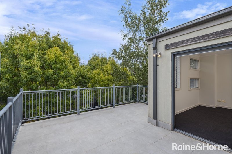 Photo - 6/1-5 Rodney Street, Gisborne VIC 3437 - Image 14