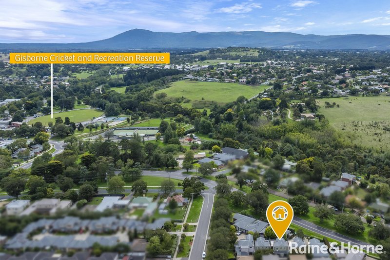 Photo - 6/1-5 Rodney Street, Gisborne VIC 3437 - Image 20