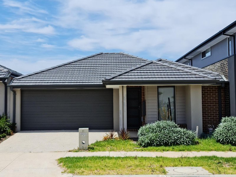 61 Abbotswick Circuit, Williams Landing VIC 3027