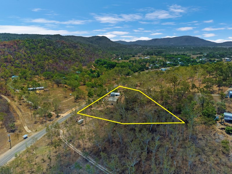 Photo - 61 Alligator Creek Road, Alligator Creek QLD 4816 - Image 12