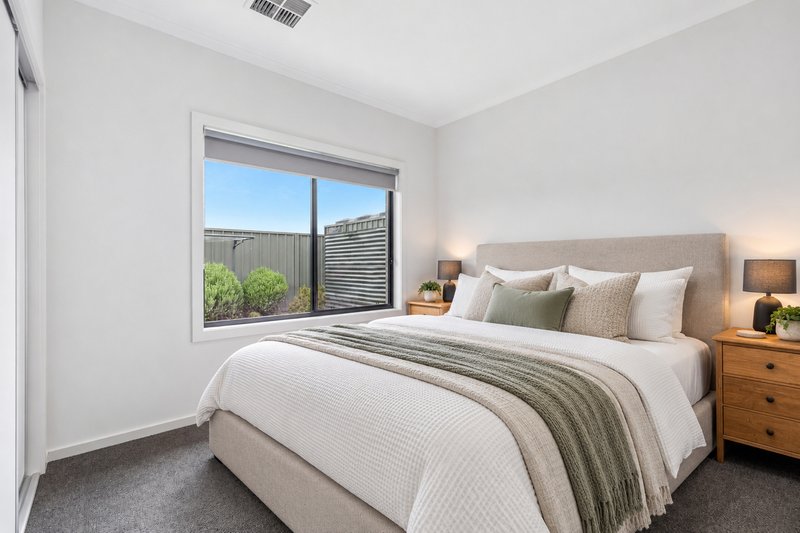 Photo - 61 Amblemead Drive, Mount Barker SA 5251 - Image 11