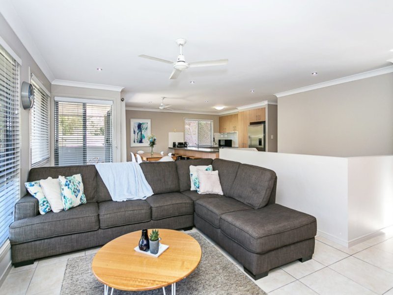 Photo - 61 Antonson Crescent, Mudgeeraba QLD 4213 - Image 21