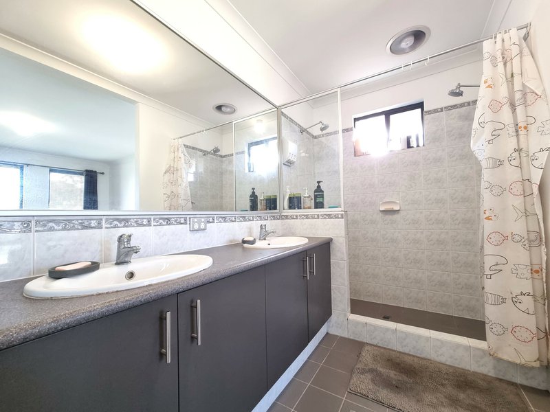 Photo - 61 Archdale Loop, Piara Waters WA 6112 - Image 10