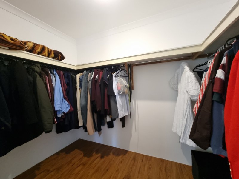 Photo - 61 Archdale Loop, Piara Waters WA 6112 - Image 11