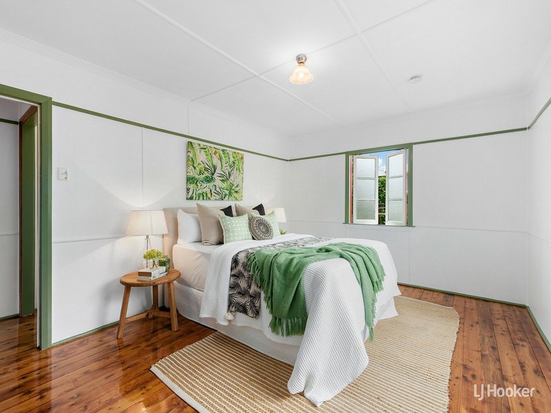Photo - 61 Aster Street, Cannon Hill QLD 4170 - Image 6