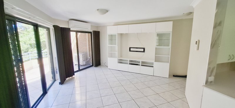 Photo - 6/1 Bailey Street, Westmead NSW 2145 - Image 3