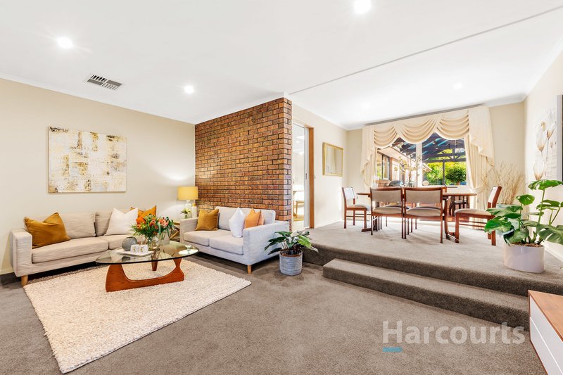 Photo - 61 Barmah Drive, Wantirna VIC 3152 - Image 5