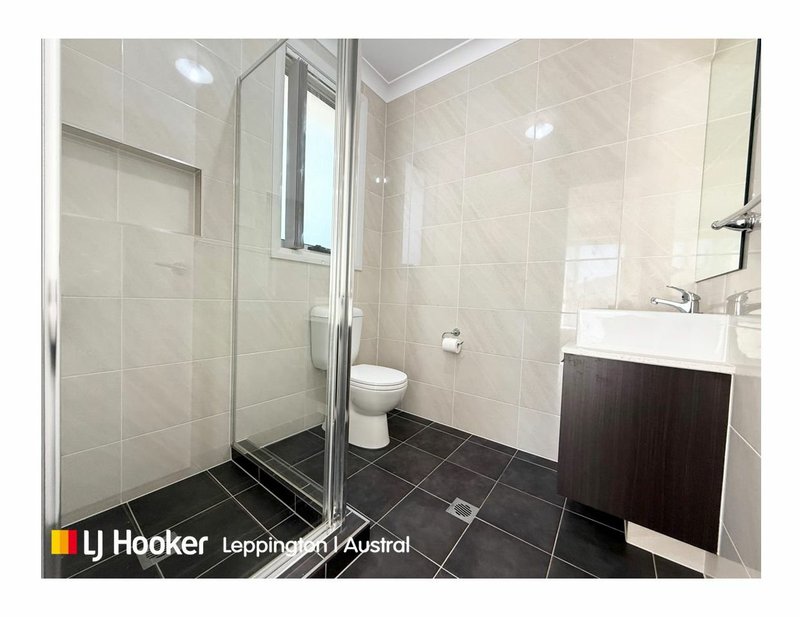 Photo - 61 Batavia Avenue, Leppington NSW 2179 - Image 7