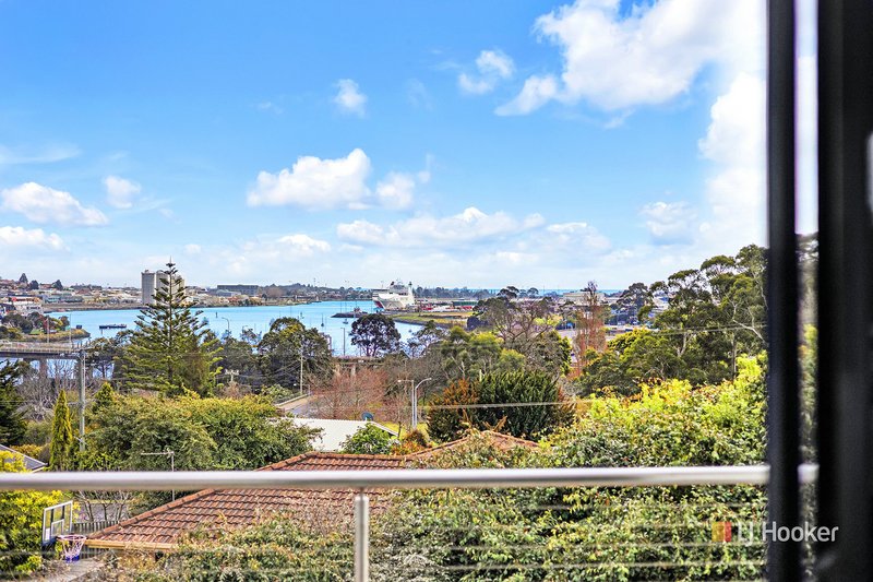 Photo - 61 Bel-Air Crescent, East Devonport TAS 7310 - Image 11