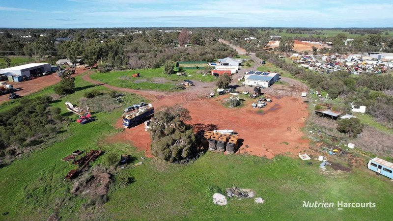 Photo - 61 Bell Road, Coonabidgee WA 6503 - Image 16