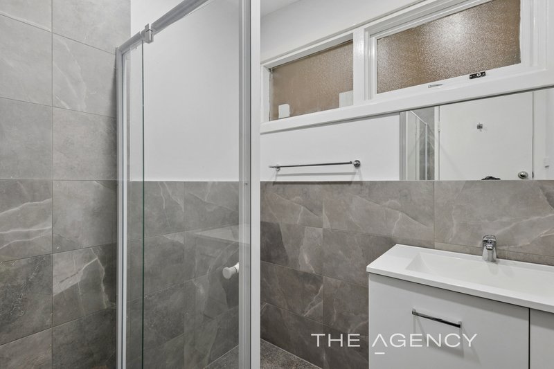 Photo - 61 Bendix Way, Girrawheen WA 6064 - Image 14