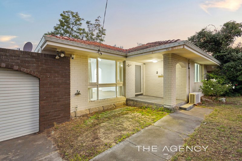 Photo - 61 Bendix Way, Girrawheen WA 6064 - Image 22