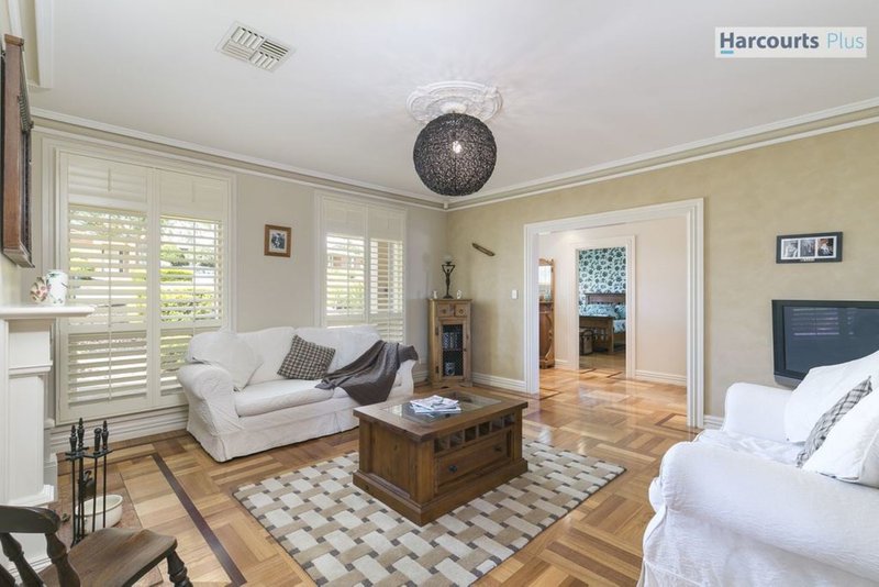 Photo - 61 Berrima Road, Sheidow Park SA 5158 - Image 4