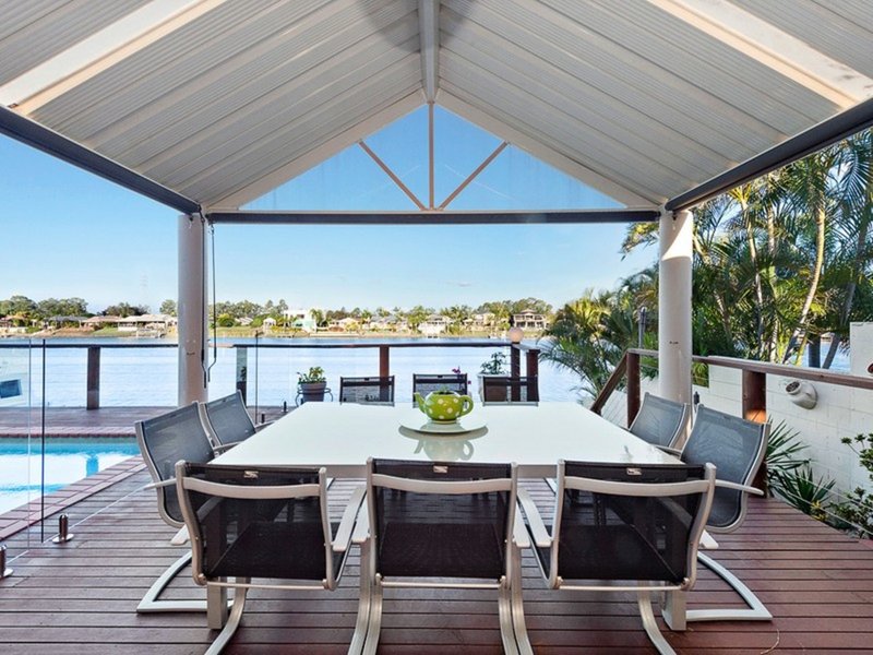 61 Bollard Circuit, Clear Island Waters QLD 4226