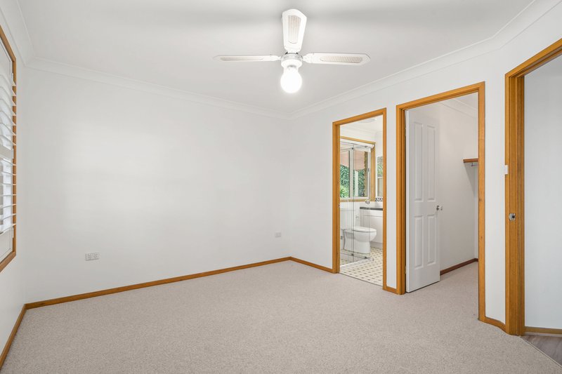 Photo - 61 Bomaderry Crescent, Glenning Valley NSW 2261 - Image 6