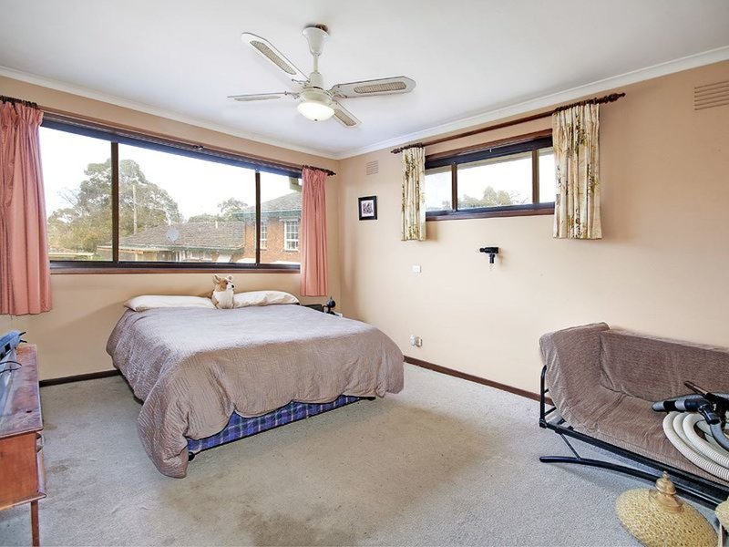 Photo - 61 Boronia Road, Vermont VIC 3133 - Image 9