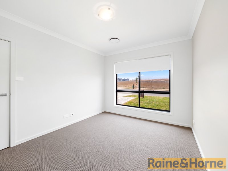 Photo - 61 Brahman Road, Box Hill NSW 2765 - Image 6