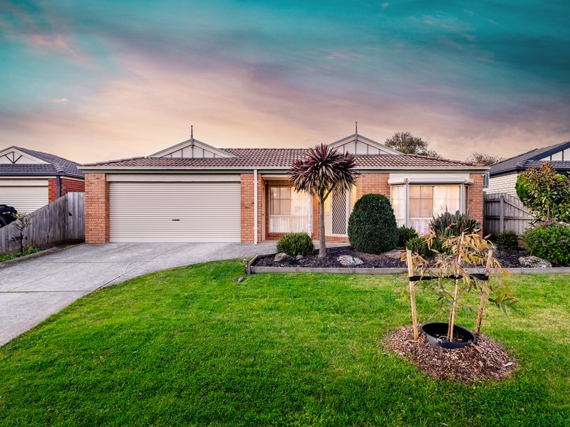 61 Breamlea Way, Cranbourne West VIC 3977