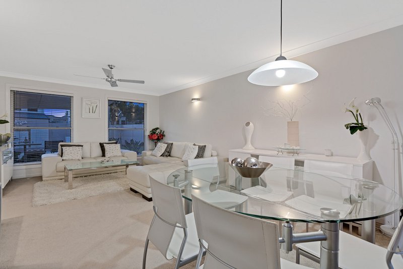 Photo - 61 Brentwood Avenue, Mooloolaba QLD 4557 - Image 4