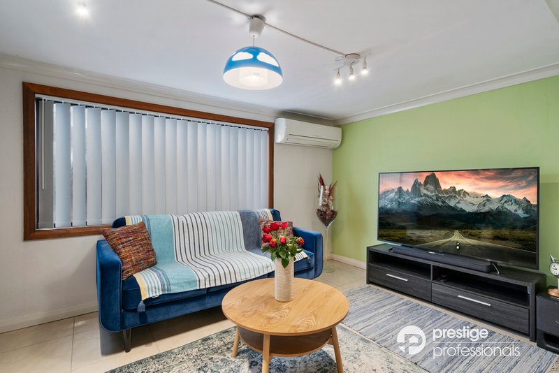 Photo - 61 Bungarra Crescent, Chipping Norton NSW 2170 - Image 3