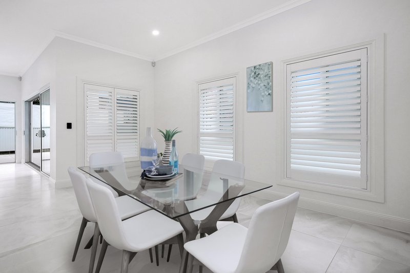 Photo - 61 Cambridge Avenue, Bankstown NSW 2200 - Image 5