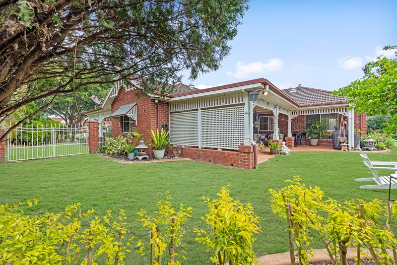 Photo - 61 Castle Hill Drive, Murrumba Downs QLD 4503 - Image 3