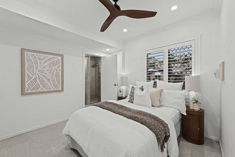 Photo - 61 Catania Street South, Wishart QLD 4122 - Image 22