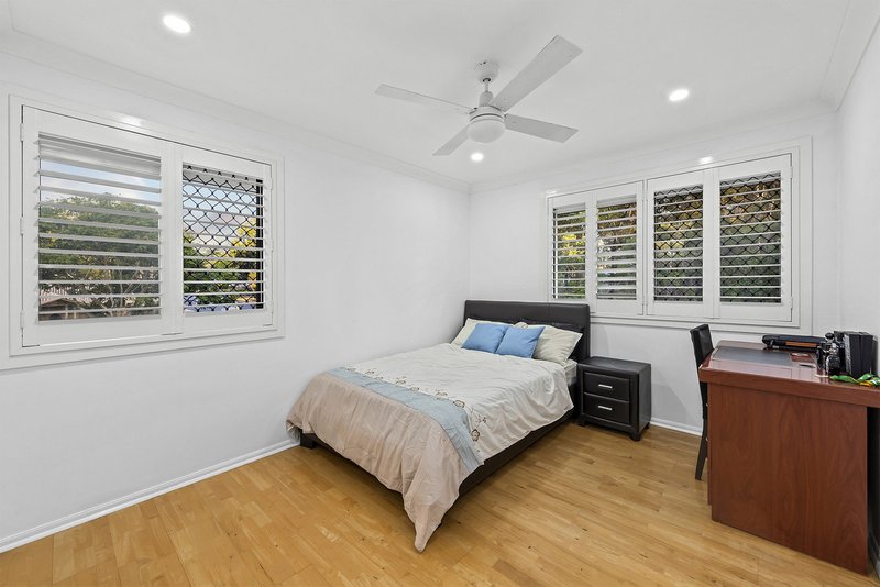 Photo - 61 Catania Street South, Wishart QLD 4122 - Image 25