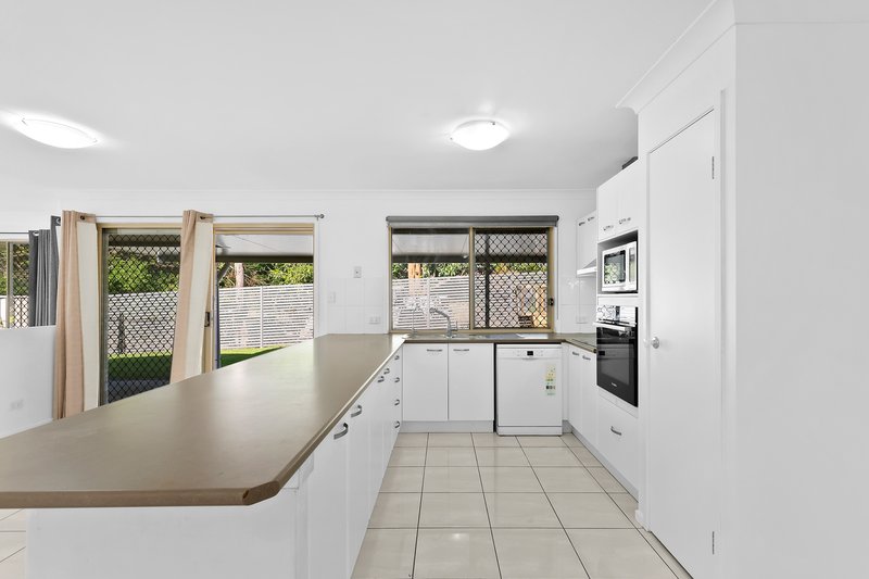 Photo - 61 Cintra Street, Durack QLD 4077 - Image 3