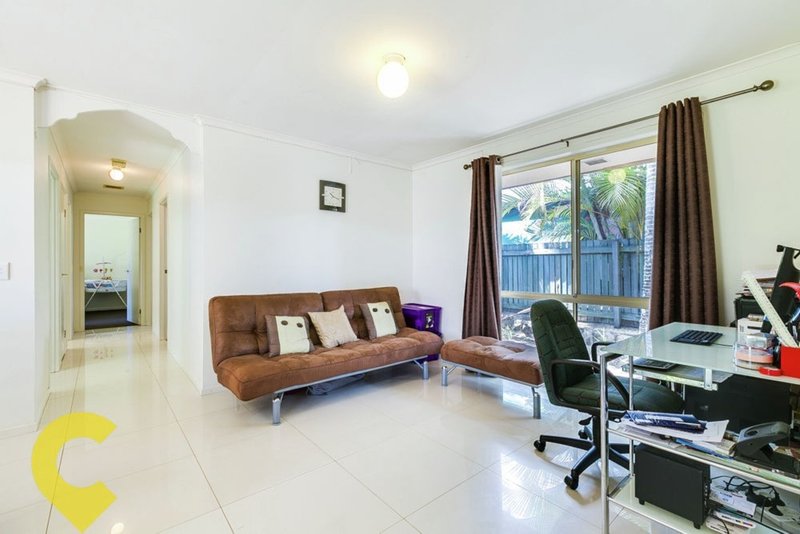 Photo - 61 Claremont Drive, Murrumba Downs QLD 4503 - Image 5