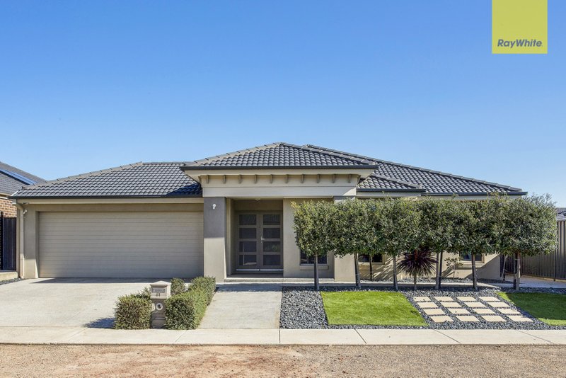 61 Cloverdale Road, Tarneit VIC 3029