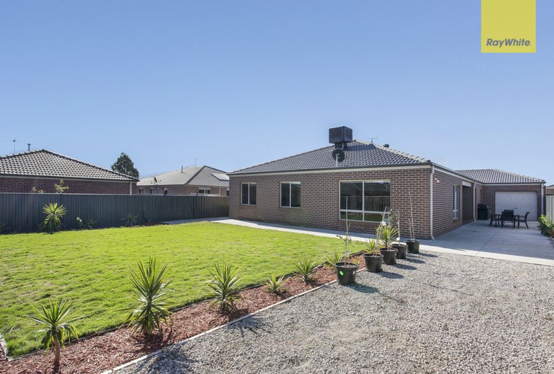 Photo - 61 Cloverdale Road, Tarneit VIC 3029 - Image 8