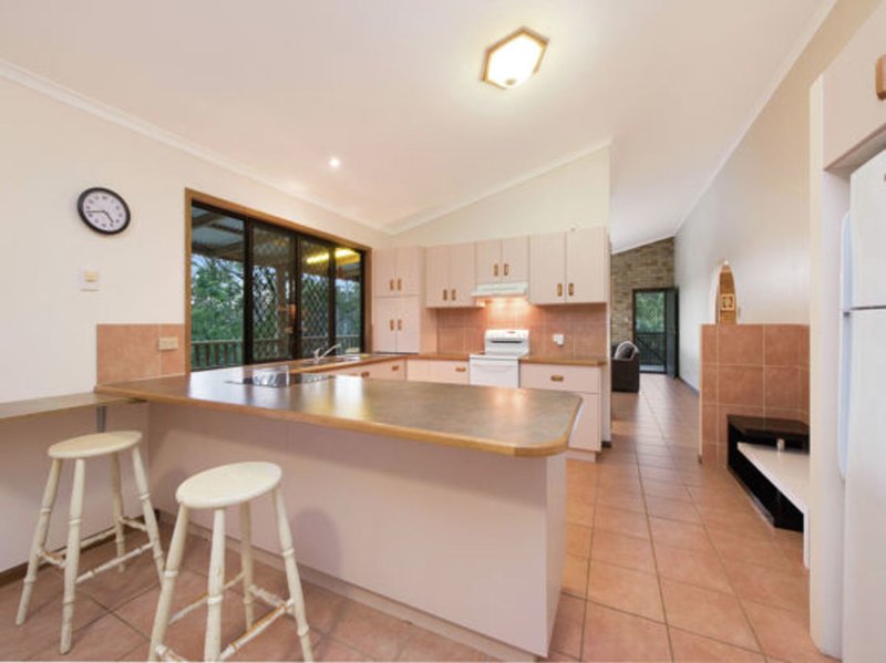 Photo - 61 College Road, Mapleton QLD 4560 - Image 7