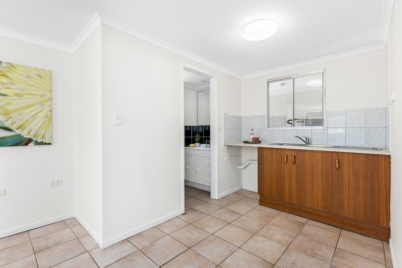 Photo - 61 Conavalla Street, Ferny Grove QLD 4055 - Image 9