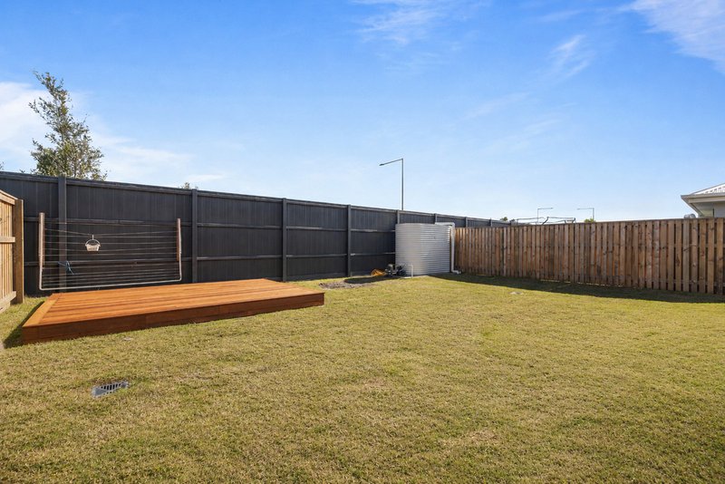 Photo - 61 Coppice Crescent, Banya QLD 4551 - Image 2