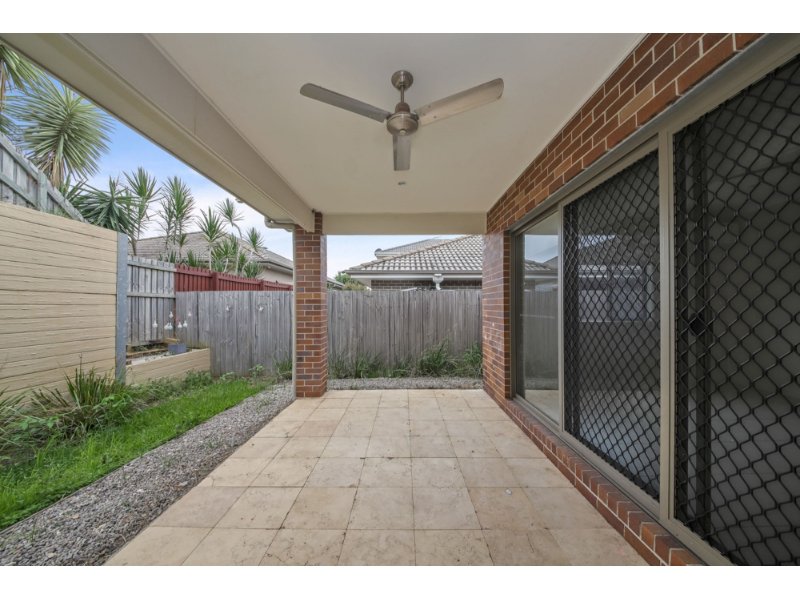 Photo - 61 Cowen Terrace, North Lakes QLD 4509 - Image 2