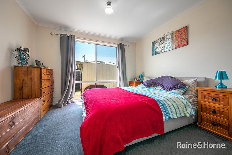 Photo - 61 Cradle Road, Diggers Rest VIC 3427 - Image 8