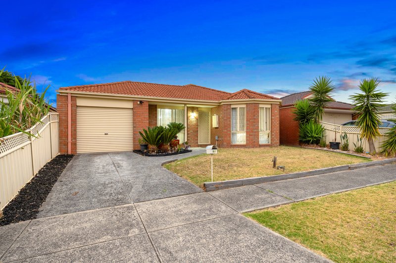 Photo - 61 Dartmoor Drive, Cranbourne East VIC 3977 - Image 25