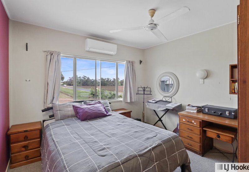 Photo - 61 Davidson Road, Euramo QLD 4854 - Image 11