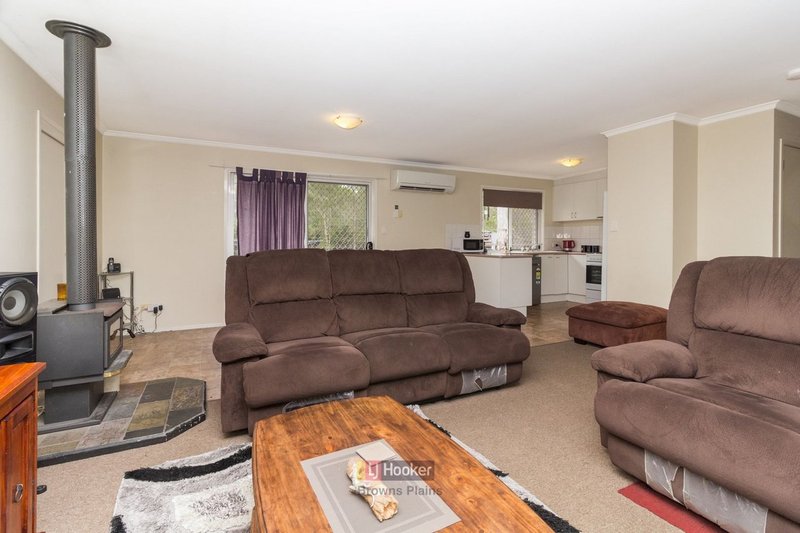 Photo - 61 Deborah Court, Munruben QLD 4125 - Image 6