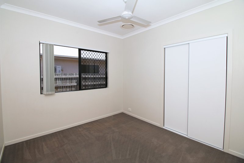 Photo - 61 Derwent Circuit, Kelso QLD 4815 - Image 6